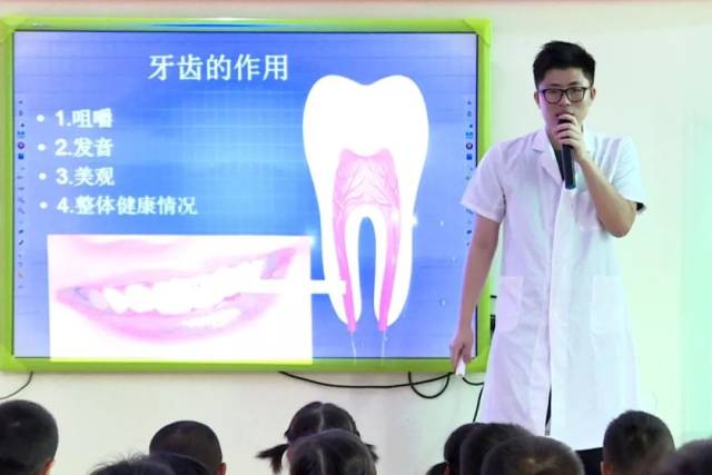 梅林兴强模具